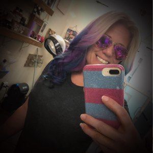 Meet your Posher, Lisa